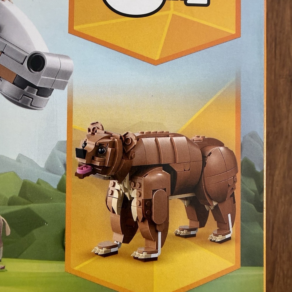 LEGO 31166 Creator 3 in 1 Beautiful Horse Bear Deer 685 Pieces New Animals Woods - Picture 5 of 11